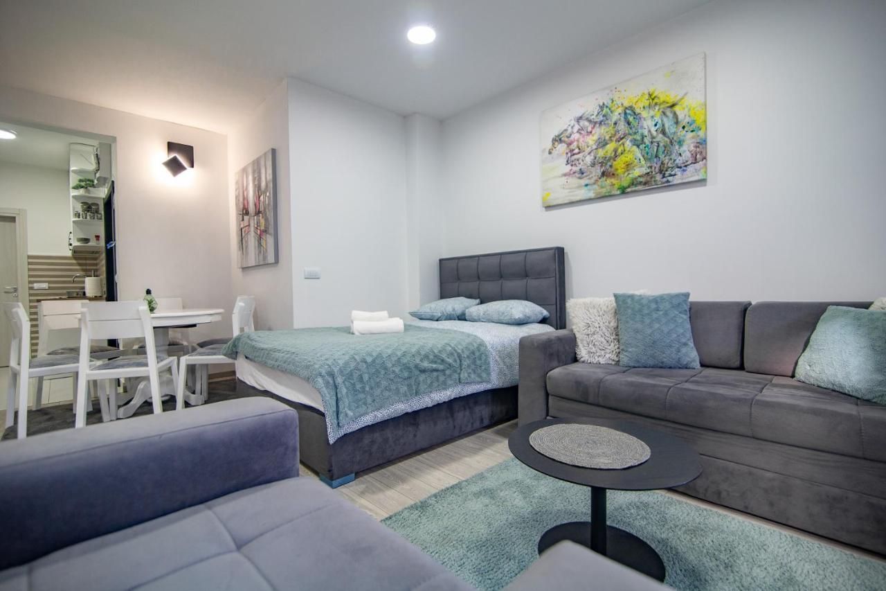 Tibor Apartment *